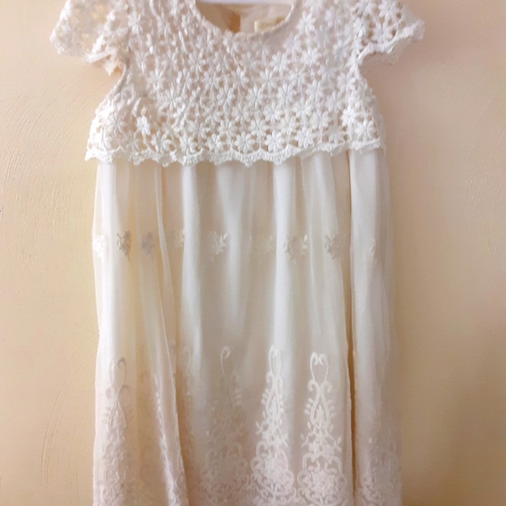 Lace dress, white cream, girls US size 7, worn once